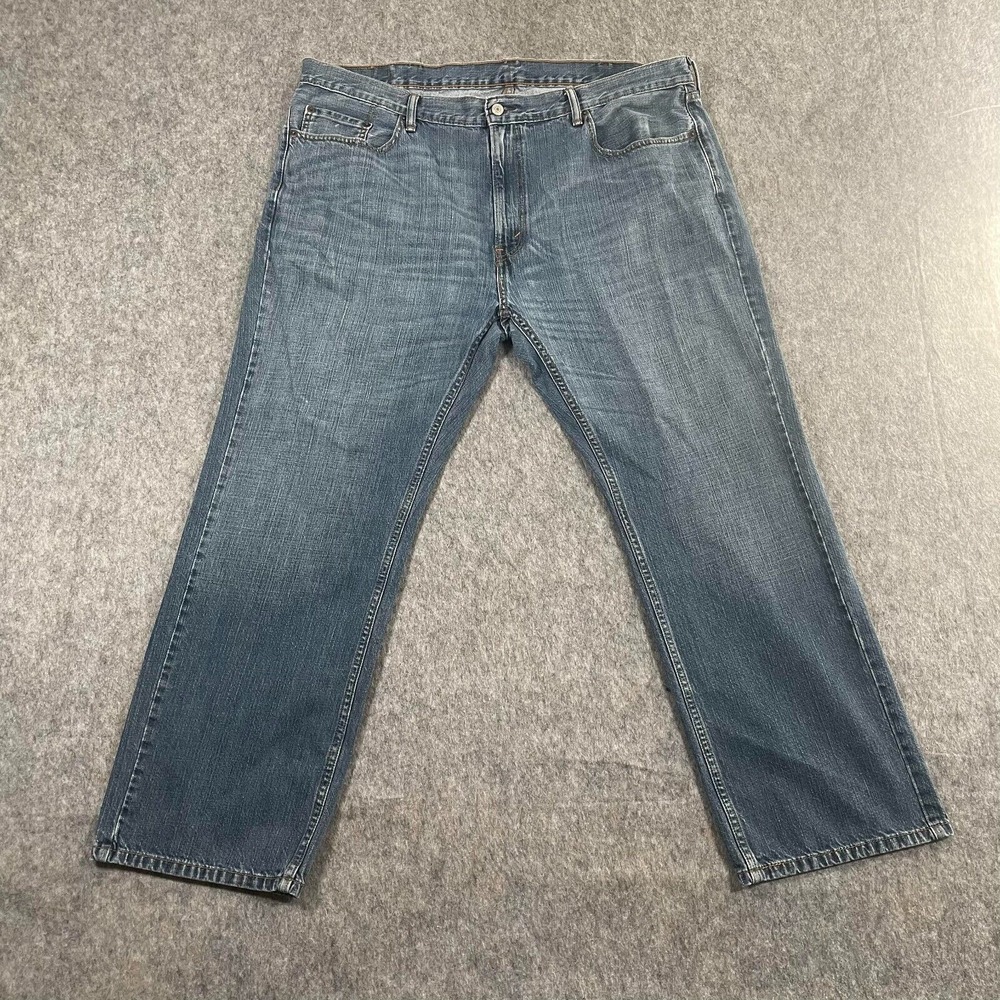 Levi's Men's Straight Jeans Size 42x30 Blue Denim Cotton 5-Pockets Medium Wash